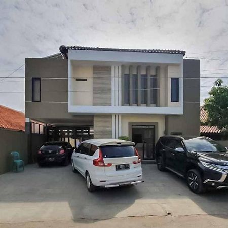 Jatiwangi Syariah Guest House Mitra Reddoorz Majalengka Zewnętrze zdjęcie